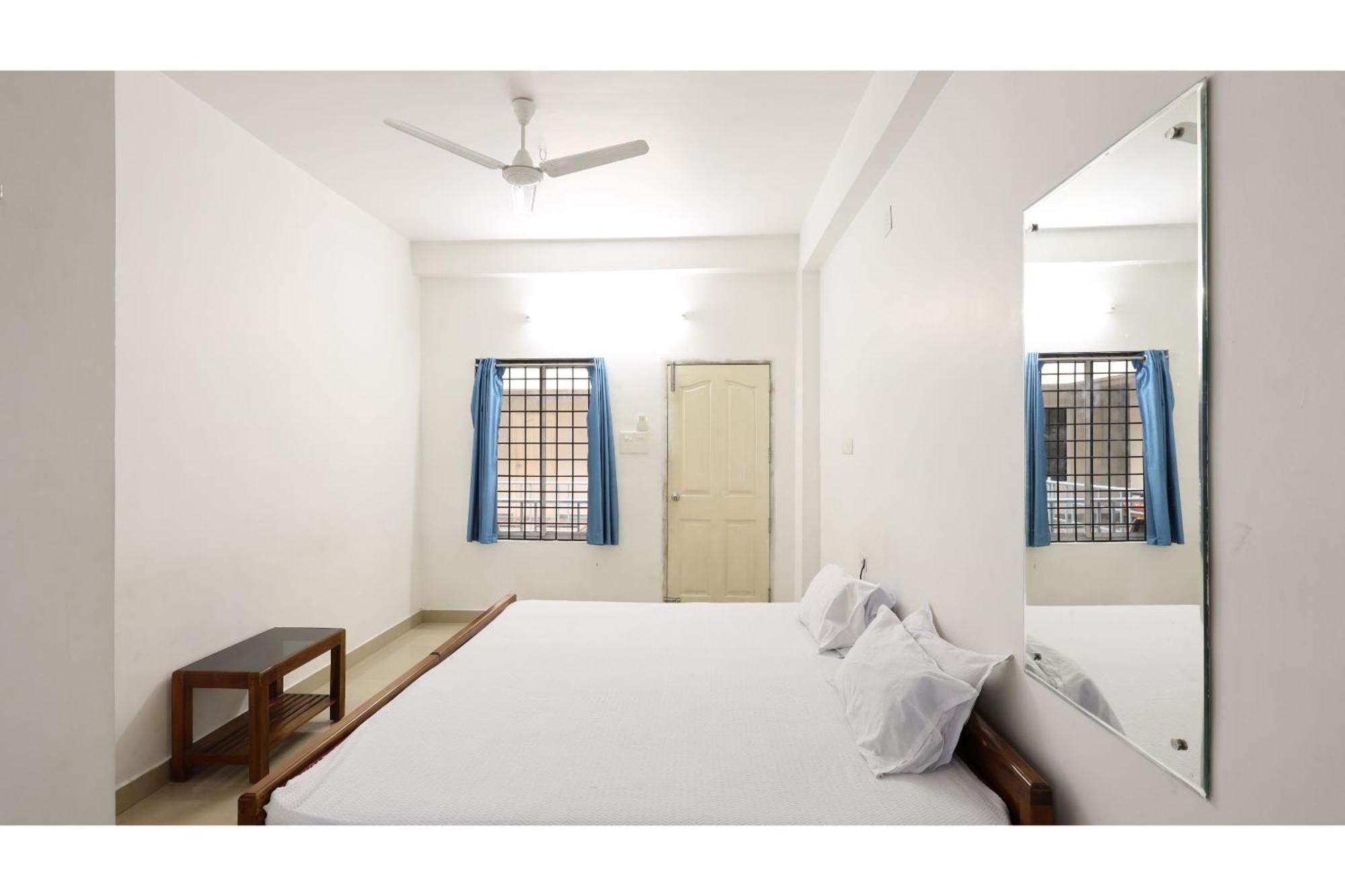 Hotel Collection O Ar Square Thrissur Exterior foto