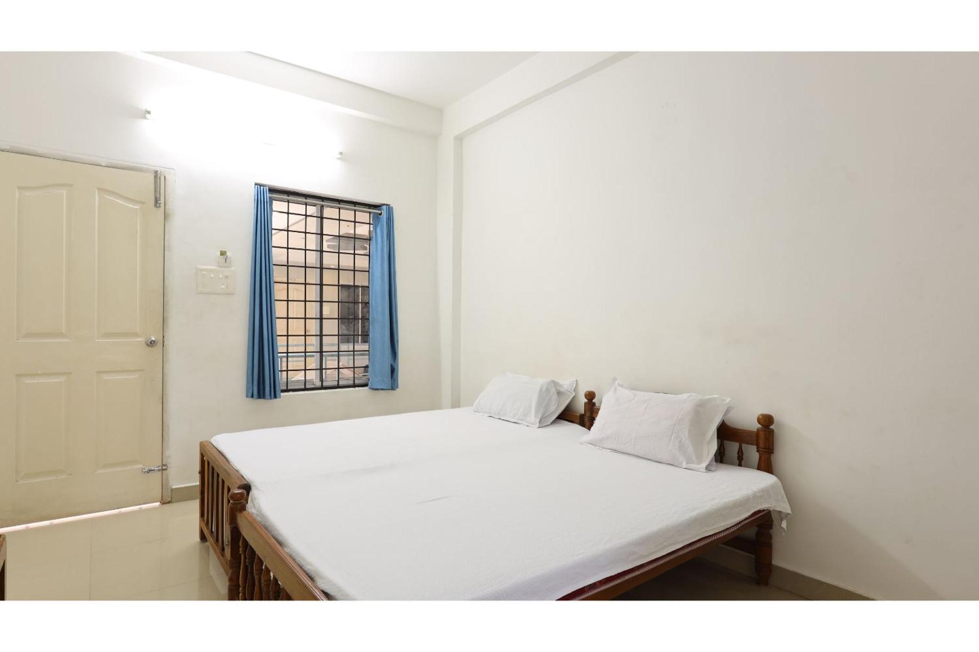 Hotel Collection O Ar Square Thrissur Exterior foto